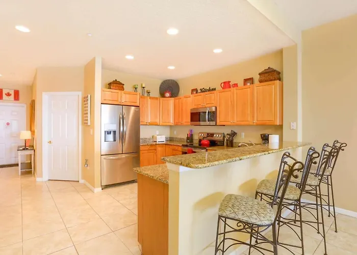 801 Harborview Grande